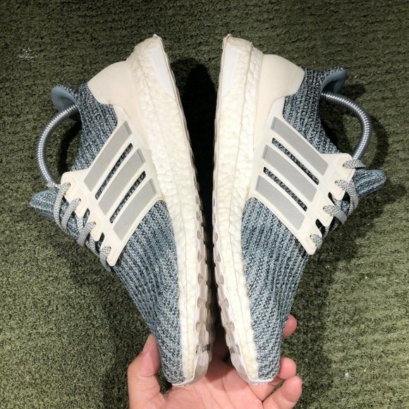 adidas UltraBoost 4.0 LTD Silver Metallic 2018 Men 7.5/ Women 9 Sneaker Shoes - Picture 2 of 8